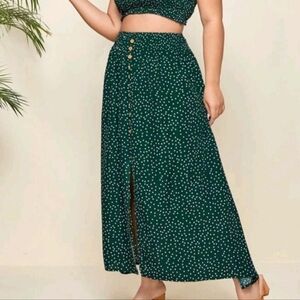 🆕 Shein VCAY CURVE Dots Maxi skirt